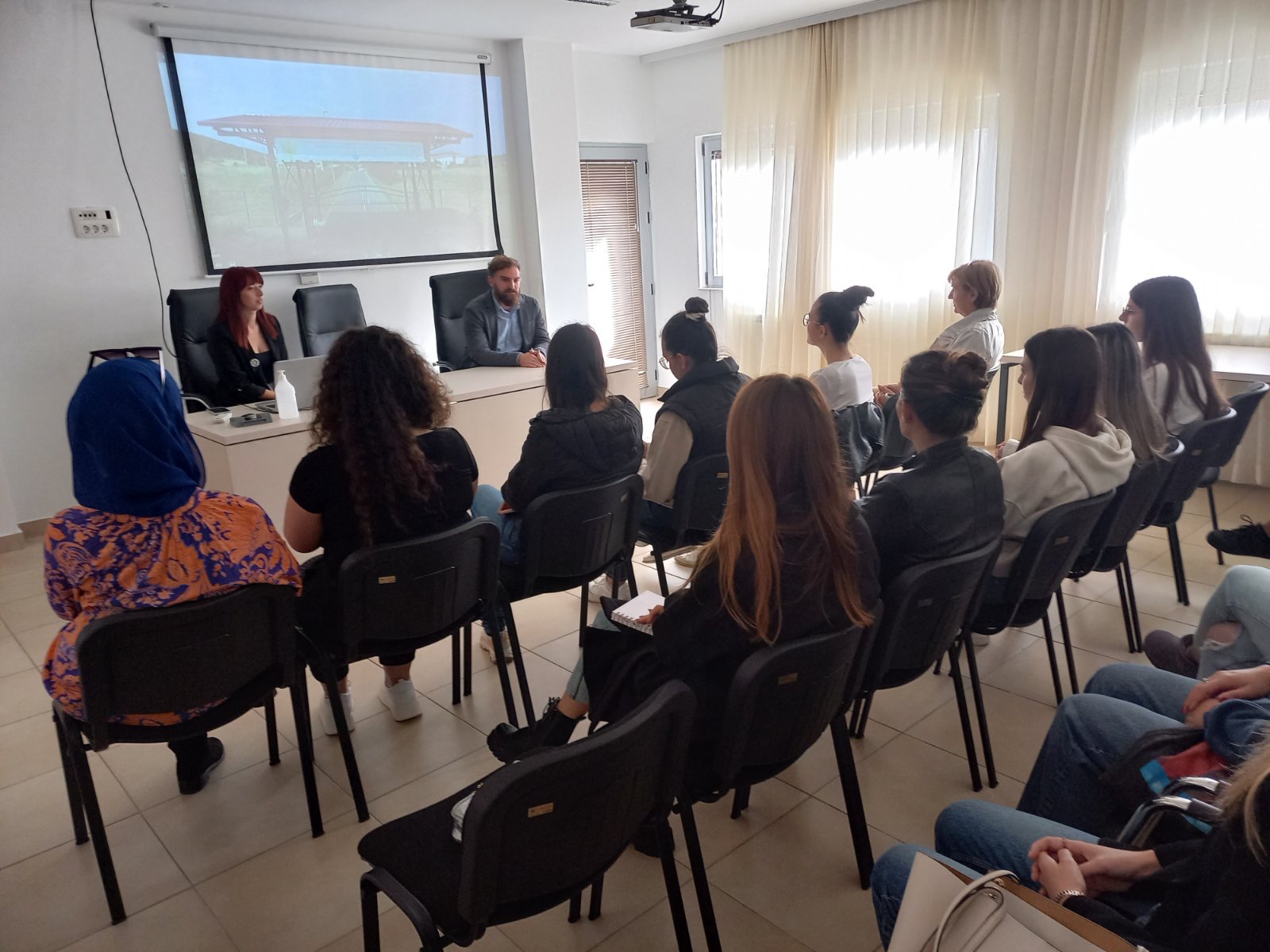 Studenti psihologije UDG posjetili Javnu ustanovu Studenti psihologije UDG posjetili Javnu ustanovu